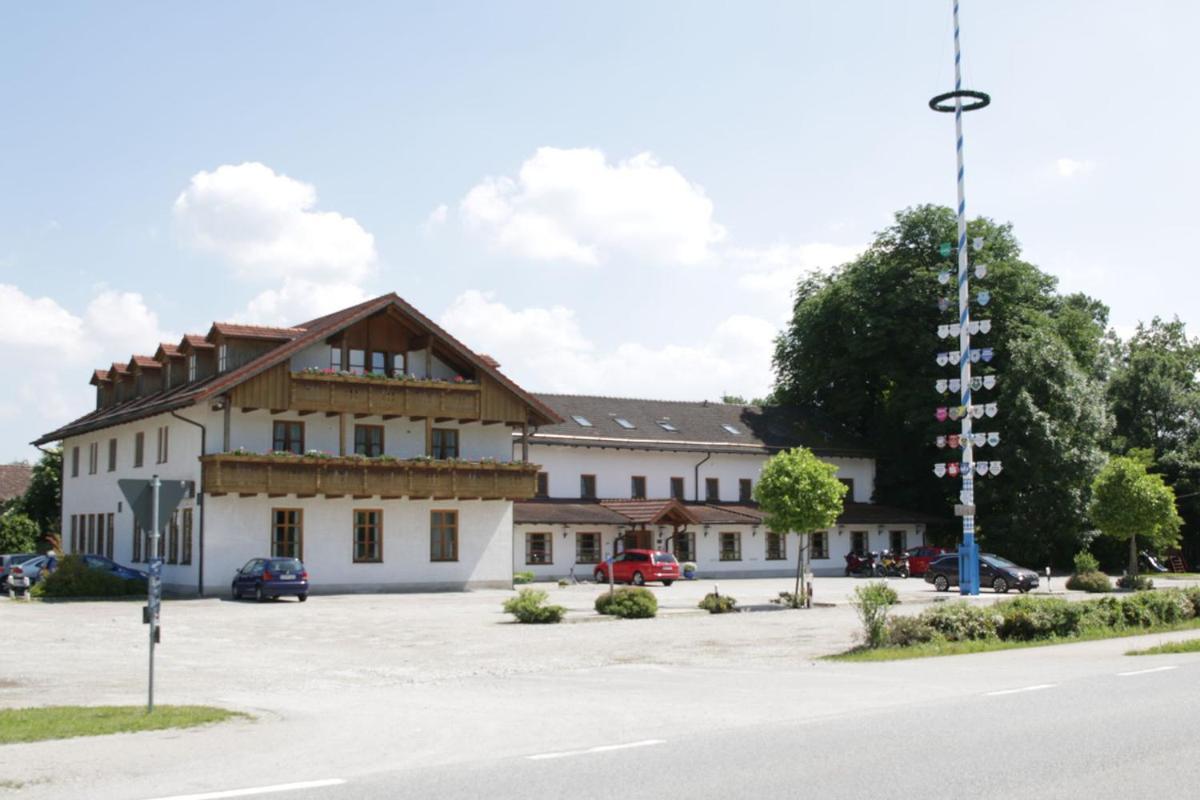 Landgasthof Pauliwirt Erharting ภายนอก รูปภาพ